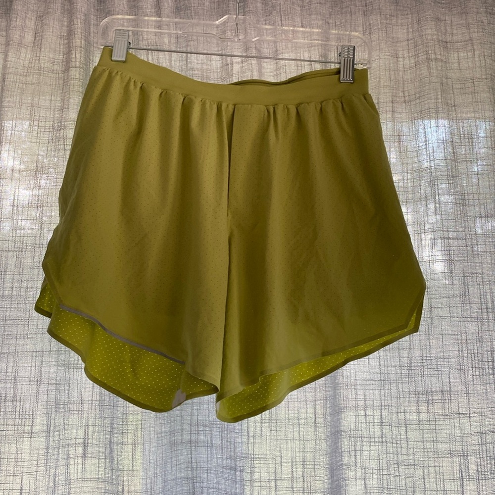Lululemon Size Medium Running Shorts Green